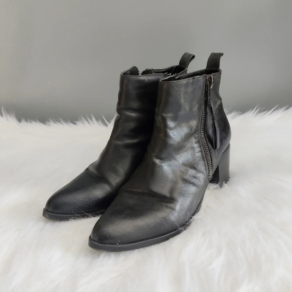 Steve Madden Peele Leather Ankle Booties - Picture 1 of 7
